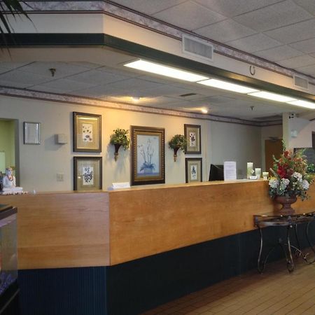 Inn At Фицджералд Екстериор снимка